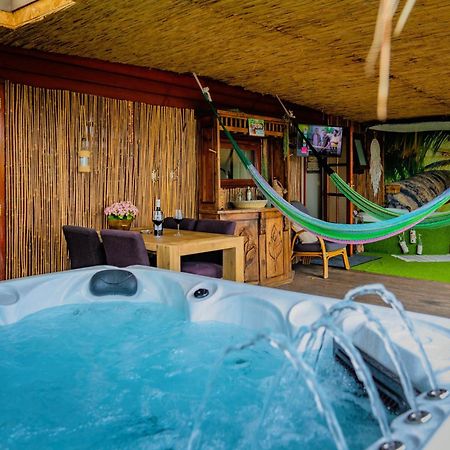 Drents Genieten - Kraaiheide Met Prive Jacuzzi Erm Kültér fotó